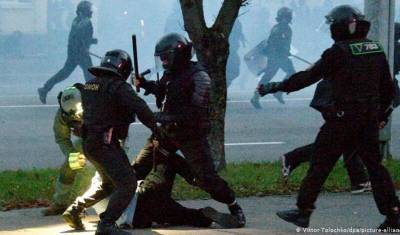 В Белоруссии вновь задержали более 300 демонстрантов
