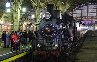Поезд-музей истории ВОВ прибыл на Белорусский вокзал
