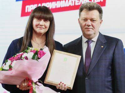 На жену арестованного мэра Томска завели уголовное дело о нападении на сотрудников ФСБ