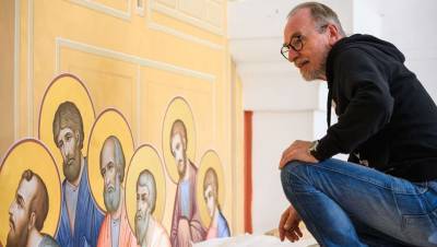 Иконописец Александро-Невского собора Владимир Курилов: Любой художник зависит от соцзаказа