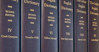 Оксфордский словарь не смог описать 2020 год одним словом