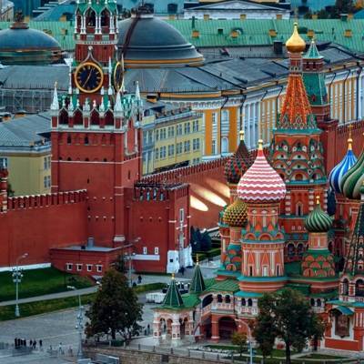 В Кремле сожалеют в связи с выходом Вашингтона из Договора по открытому небу