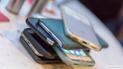Власти утвердили список российского ПО для продаваемых в стране смартфонов