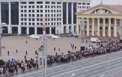 В Минске протестуют пенсионеры и медики, есть задержанные