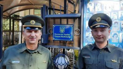 В Анкаре украинские пограничники из состава охраны посольства спасли жизнь гражданину Турции