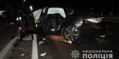 В Киевской области столкнулись два автомобиля, пострадали семь человек