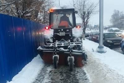 Последствия снегопада ликвидируют в Серпухове