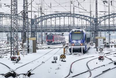Железная дорога ЛНР пополнилась 4 новыми электровозами