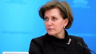 Попова призвала сделать обязательными рекомендации бизнесу по COVID-19