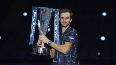 «Самая большая победа в жизни»: Медведев об успехе на Итоговом турнире ATP, о матчах с Надалем и Тимом и о трёх желаниях