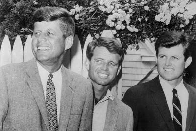 Рок семьи Кеннеди: убийства, несчастные случаи, автокатастрофы