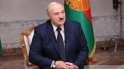 Лукашенко призвал восполнить пробелы в патриотическом воспитании молодежи