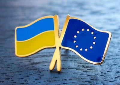ЕС пообещал Украине безвизовый режим до конца 2016 года