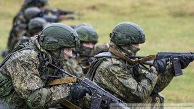 Глава Минобороны Белоруссии анонсировал масштабные учения с военными РФ