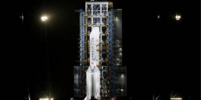Китай успешно запустил ракету на Луну — видео