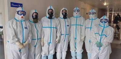 Больницы Ямала получили защитные противоэпидемические костюмы