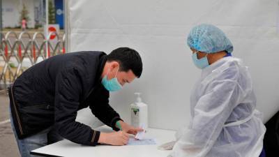 Число случаев коронавируса в Казахстане достигло 126 860