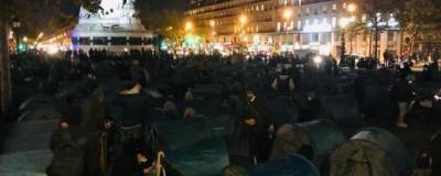 Полиция в Париже демонтировала палатки протестующих иммигрантов