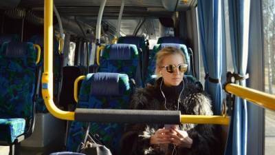 Петербургским кондукторам предложили не пускать пассажиров без масок