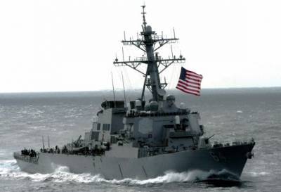 ВМФ России отслеживает зашедший в Черное море американский эсминец