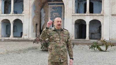 Алиев посетил Агдам – центр первого района, который Армения освободила по договоренностям: фото