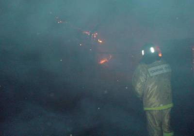 В Милославском сгорел грузовик, пострадал мужчина