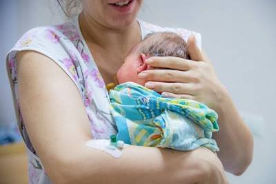 Назван возраст, в котором москвички чаще всего становятся мамами