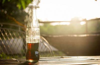 8 способов применения кока-колы в хозяйстве, которые вас удивят