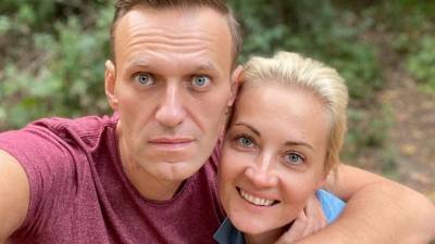 Abendlich Hamburg: западные спецслужбы «заменят» Навального его женой