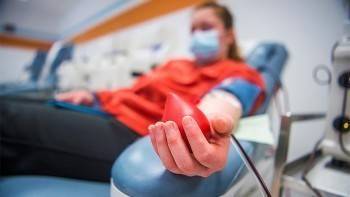 Провокация иммунной системы: врачи объяснили высокий уровень антител у доноров