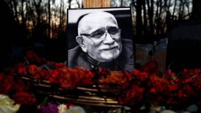 Почему на похоронах Армена Джигарханяна не было Цымбалюк-Романовской?