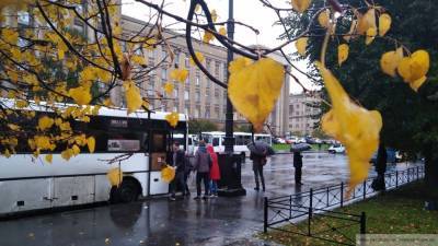 Петербуржцев предупредили о мокром снеге и дожде во вторник