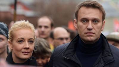СМИ узнали о планах Запада заменить Навального его женой