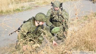 Российские военные помогли обезопасить окраины на юге Степанакерта