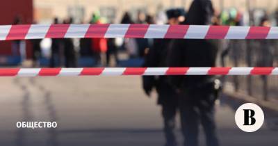 СМИ: в Колпино мужчина взял в заложники шестерых детей