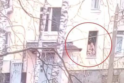 Детский визг на весь двор: появилось видео захвата заложников в Колпино
