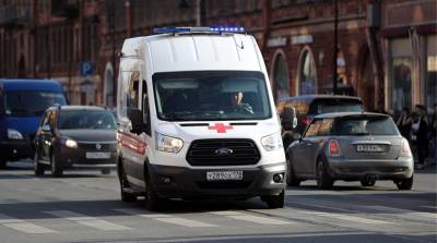 В Москве внедорожник вылетел на тротуар и сбил пешеходов