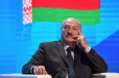 Лукашенко не исключает свое отстранение от власти