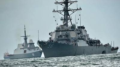 Вторжение "Маккейна": США объяснили вход эсминца в российские воды
