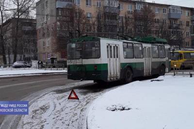 В Иванове женщина-пассажир получила травмы ребер, а в Верхнем Ландехе сбили пешехода