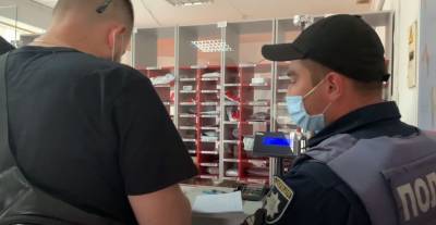 Пропажа посылок на "Новой почте", операторов заподозрили в новой схеме с тарифами: "Прутик завесил на 10 кг"