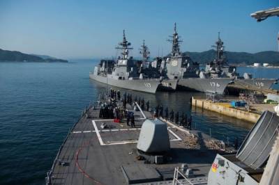 США хамски объяснили заход эсминца в российские воды