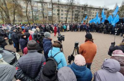 Партия Медведчука: Украинская власть выступила против украинцев в интересах посольства США