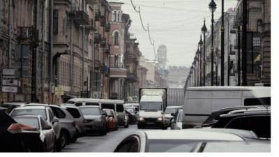 Около 12 тыс. объектов нарушили требования безопасности во время проверок в Петербурге