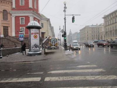 Небольшой мокрый снег и до +3 будет в Петербурге во вторник