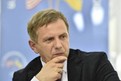 Советник Зеленского не исключает введения локдауна в Украине