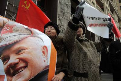 Коммунисты недовольны: Путин сможет рулить, даже если оппозиция...