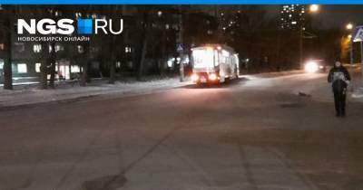 В Кировском районе трамвай сошел с рельсов и перекрыл дорогу
