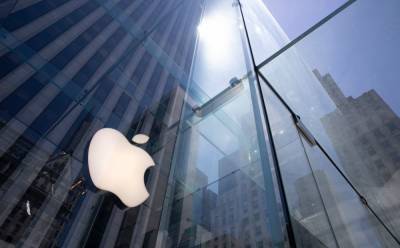 Главу Службы безопасности Apple обвинили во взяточничестве: в чем дело
