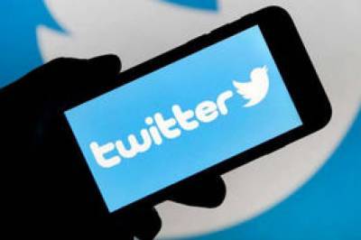 Twitter будет оповещать пользователей о дезинформации, когда те поставят лайк